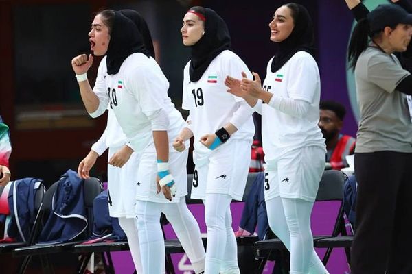 ایران ۲۹-۲۵ ازبکستان؛ تیم ملی هندبال زنان ایران به مدال برنز بازیهای کشورهای اسلامی رسید