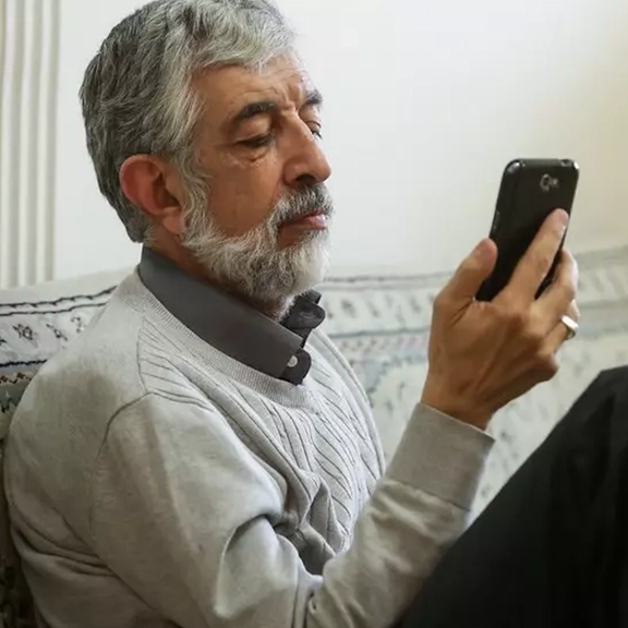 حدادعادل: ما ماهواره به هوا میفرستیم، اما دشمن دل ملت را خالی میکند