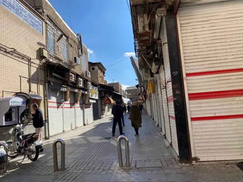 إضراب بائعي الذهب في بعض المدن الإيرانية تزامنًا مع اشتراط تسجيل فواتير البيع والشراء