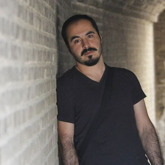 یک فعال آزادی اینترنت: ما قربانی توجیهگران جمهوری اسلامی در رسانههای غربی هستیم