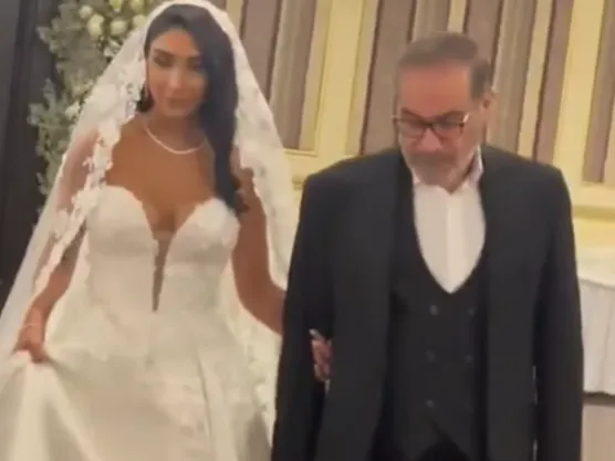 صحيفة تابعة للحرس الثوري تبحث عمن سرب الفيديو وتمدح سلوك شمخاني خلال الحفل