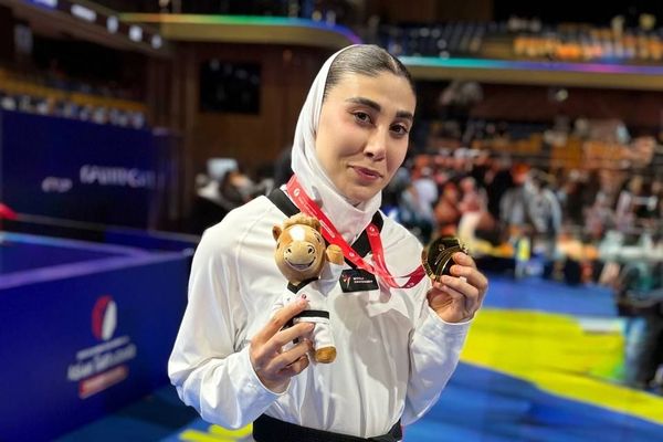 ناهید کیانی در مسابقات قهرمانی آسیا طلا گرفت