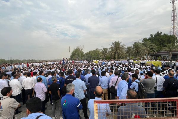 Economic recession fuels labor protests as energy crisis looms in Iran