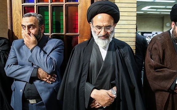 مشاور رئیسی در امور روحانیون: وعدههایی به مردم دادهایم که میدانیم امکانپذیر نیست