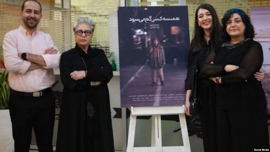Rakhshan Bani-Etemad (second from the left), the Iranian filmmaker, and her daughter, actress Baran Kowsari (first on the right), pose alongside colleagues at a film review session in Tehran (Undated)