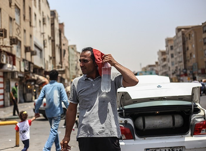 شرایط قرمز یک هفته‌ای در اهواز با دمای هوای ۵۱ درجه