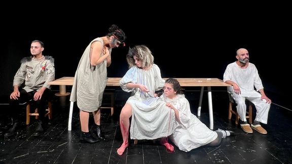 بند ناف؛ روایتی از یک جهان آخرالزمانی زیر سلطه دیکتاتورها