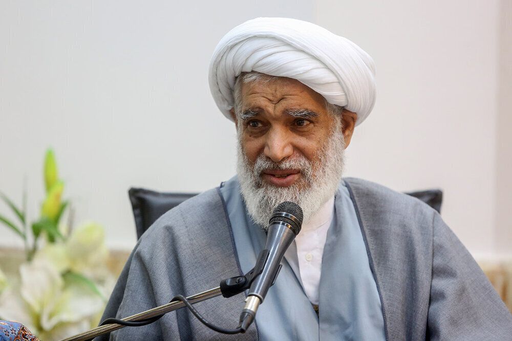 عضو مجلس خبرگان: به جای نوبل، جایزه «نصرالله» بسازیم که خدا آن را اهدا می‌کند
