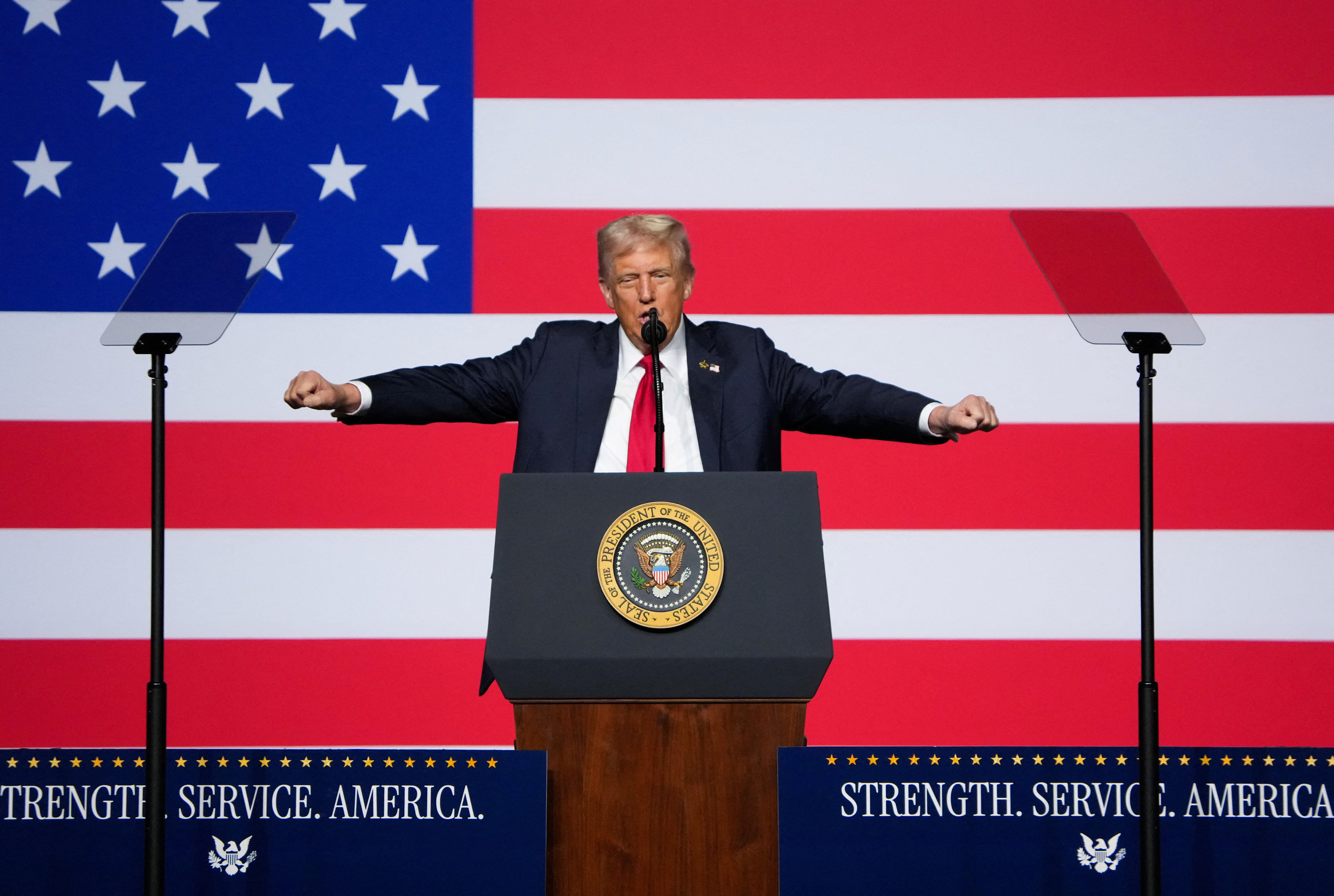 ترامپ درباره حمله به تاسیسات اتمی ایران: همه بمب‌ها به هدف خوردند و کاملا نابود کرد