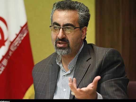 کیانوش جهانپور: کسانی که در ارمنستان آسترازنکا تزریق کردهاند، دوز دوم را هم همانجا بزنند