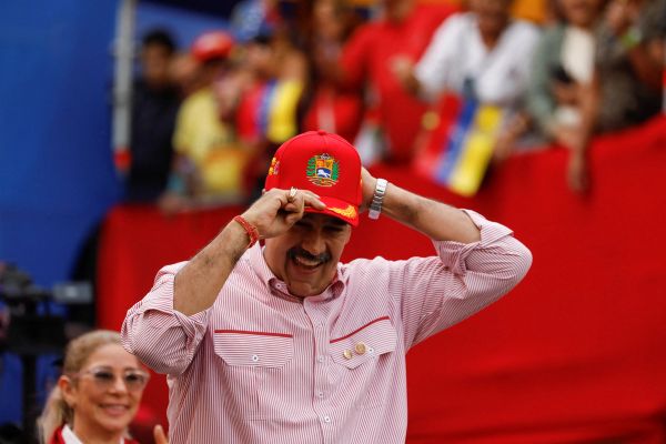 تلگراف: مادورو از ترامپ خواست در صورت کنارهگیری، ۲۰۰ میلیون دلار سرمایهاش حفظ شود