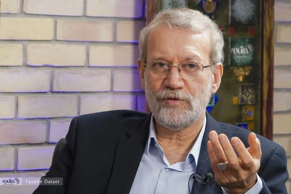 Former top Iranian politician warns of infiltration, assassinations