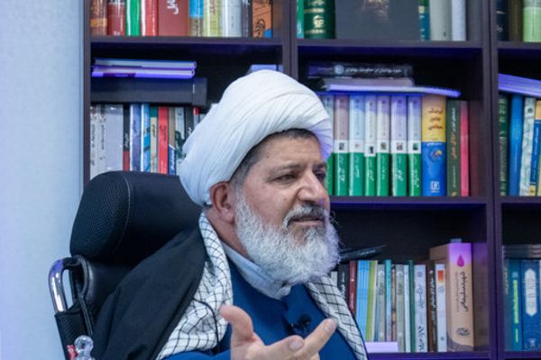 رییس سازمان عقیدتی سیاسی انتظامی: حکم قاتلان خامنهای را باید در ملا عام اجرا کنیم