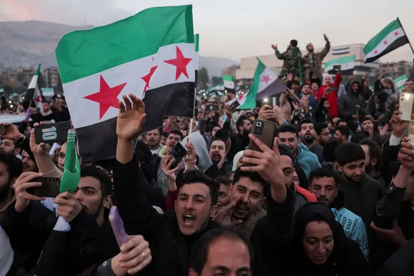 Iranian armed forces threaten ‘decisive’ action amid regional tensions