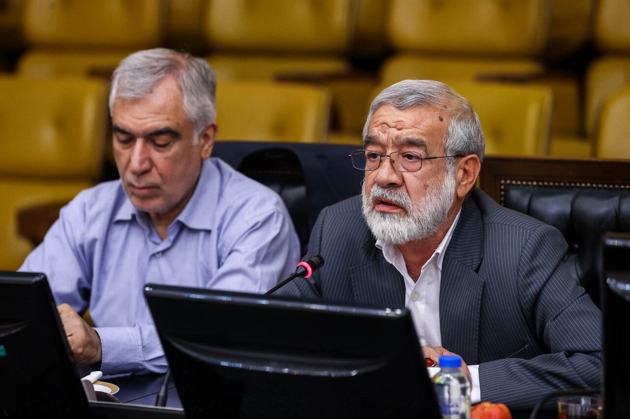 برلماني إيراني: روسيا مستعدة لمنحنا أسلحة نووية