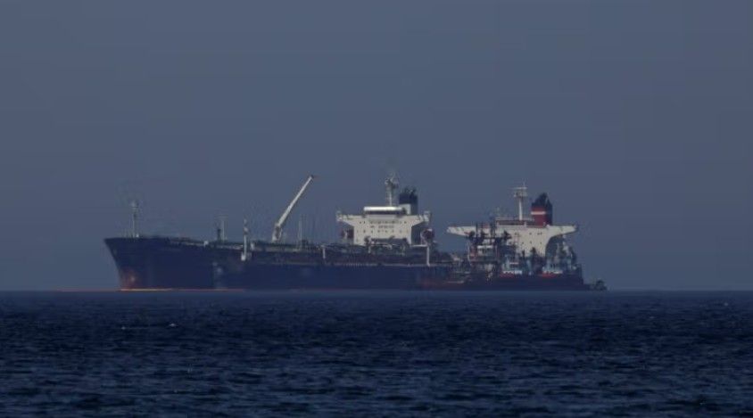 بلومبرگ: تهران خواستار ارتباط کشتی‌های عبوری از تنگه هرمز با شرکت‌های سپاه شد