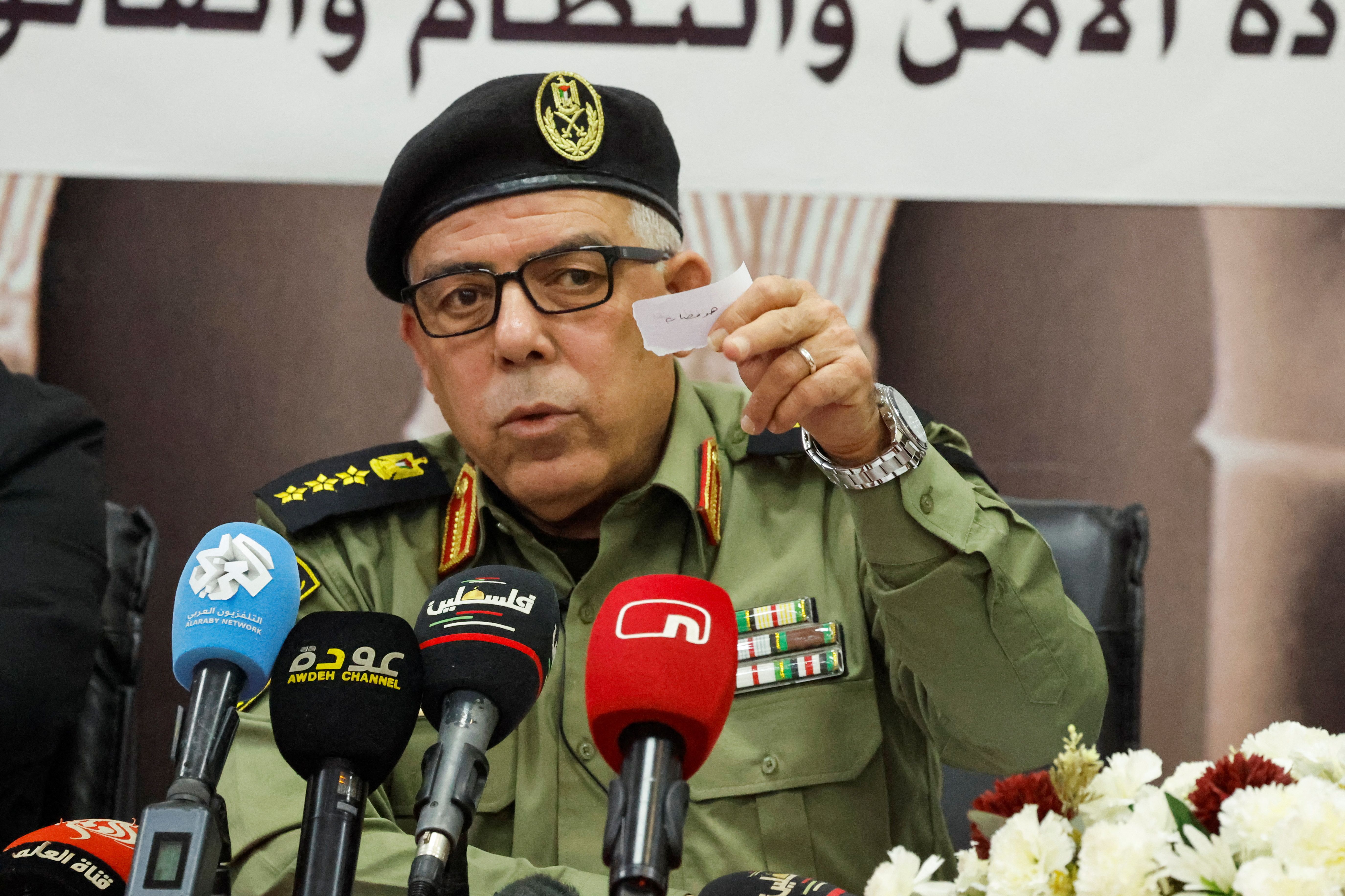 انور رجب، سخنگوی نیروهای امنیتی تشکیلات خودگردان