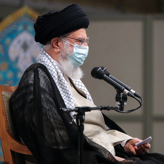 خامنهای در دیدار با دولت رئیسی: اعتماد مردم یک مقداری آسیب دیده است