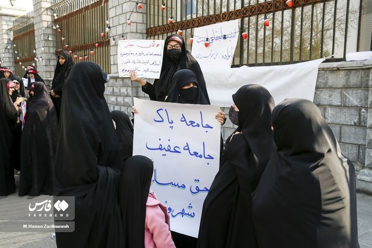 معاون ستاد امر به معروف: قضات، زنان بی‌حجاب را به کلینیک ترک بی‌حجابی می‌فرستند