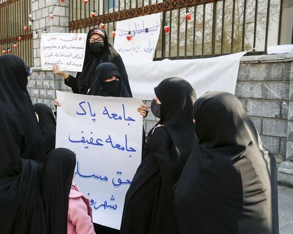 معاون ستاد امر به معروف: قضات، زنان بیحجاب را به کلینیک ترک بیحجابی میفرستند