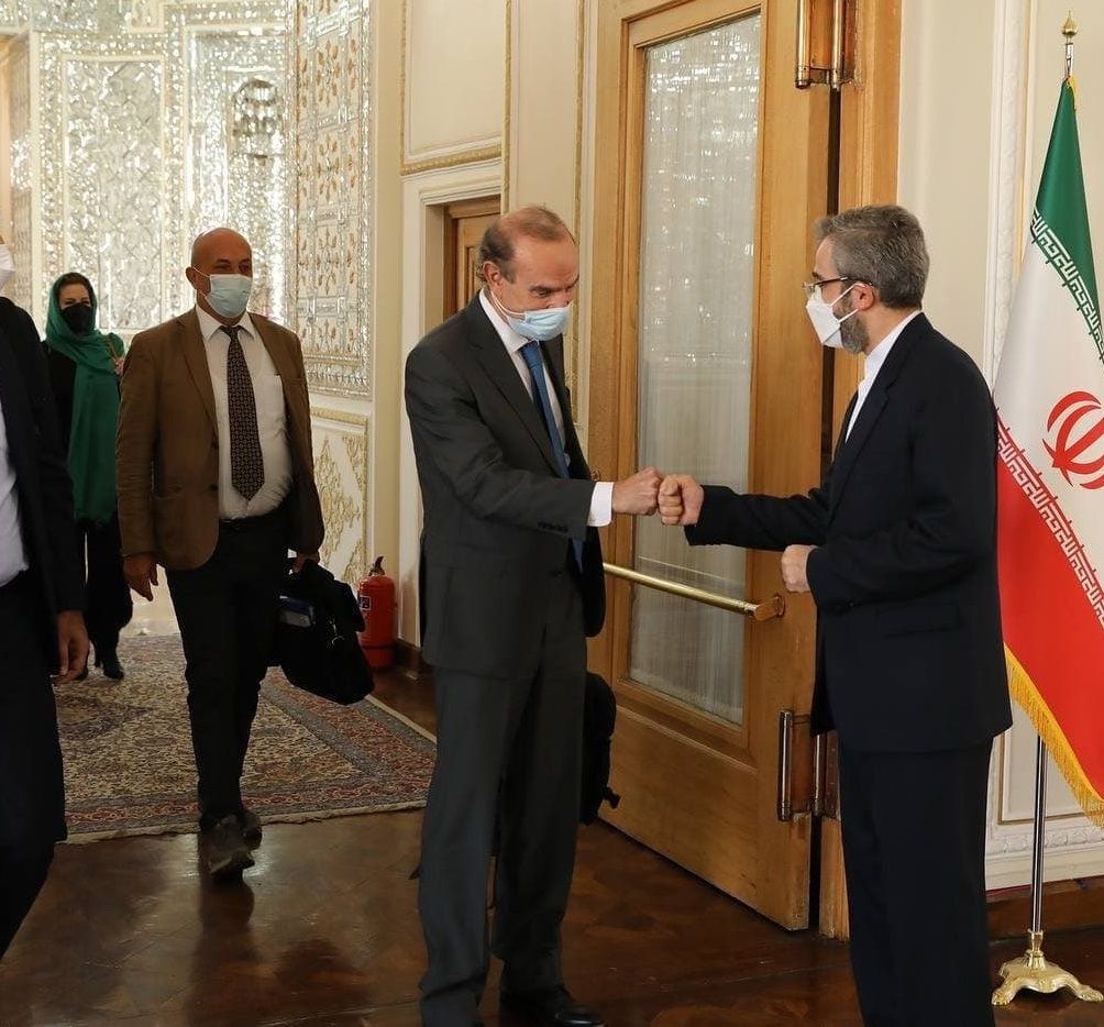 مذاکرات مورا و باقری کنی در تهران پایان یافت؛ توافق برای ادامه مذاکرات در بروکسل