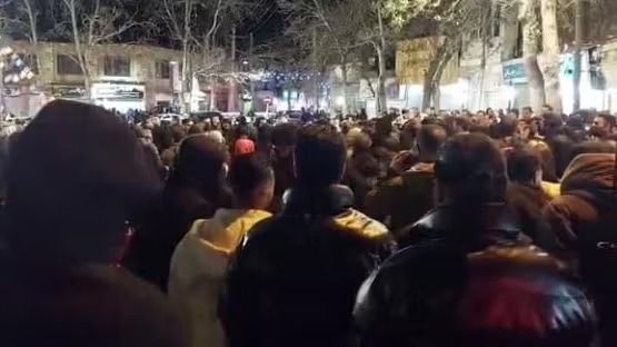 هرانا: دست‌کم ۳۴ معترض جان‌باخته، بیش از دو هزار بازداشتی و گسترش سرکوب به مراکز درمانی