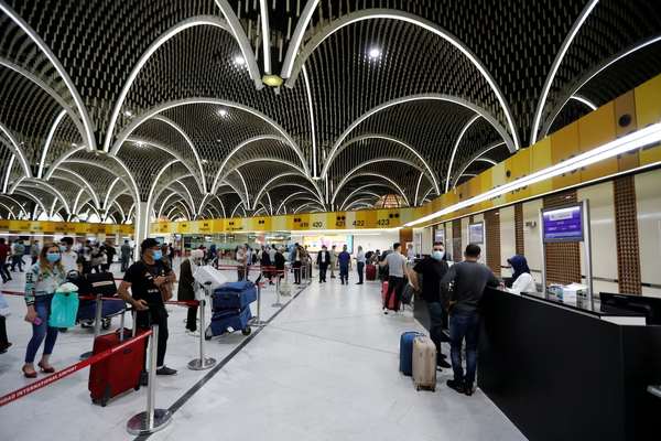Iraq flights to Lebanon inspected to block Hezbollah funds transfer - Lebanese media