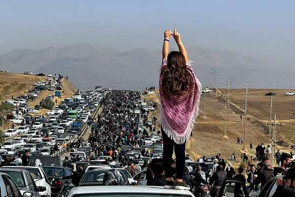 US Awards Madeleine Albright Prize To Iranian Women Protesters