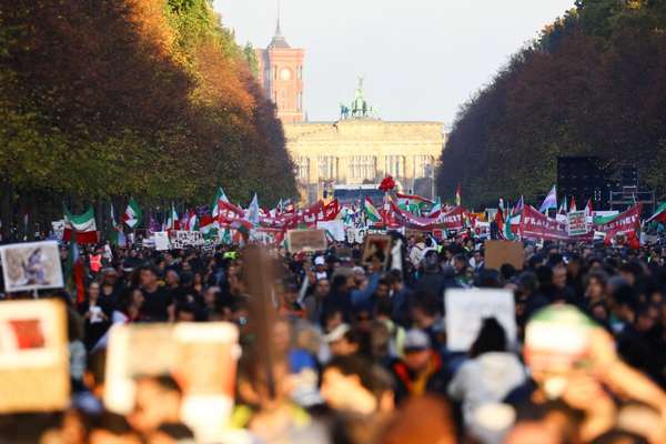 Big Iranian Rally In Berlin Rattles Regime In Tehran