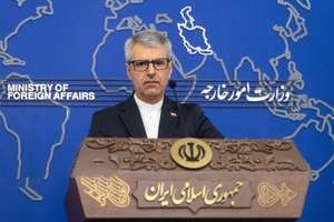 جمهوری اسلامی رسانههای خارج از کشور را به «جنگ روانی» درباره مکانیسم ماشه متهم کرد
