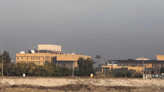 السفارة الأميركية في بغداد تحذّر مواطنيها من السفر إلى العراق
