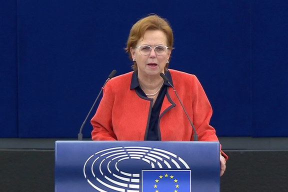 نماینده فرانسه در پارلمان اروپا: شرم بر آنهایی که به دنبال محدودی آزادی زنان ایران هستند