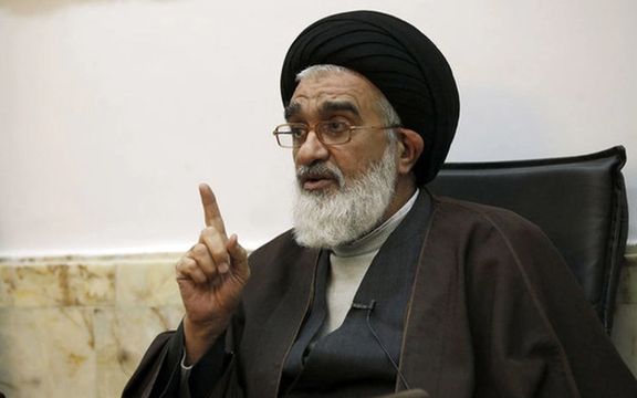 نماینده خامنهای در قم: افراد غیر متخصص نباید به تبیین فعالیتهای اقتصادی دولت ورود کنند
