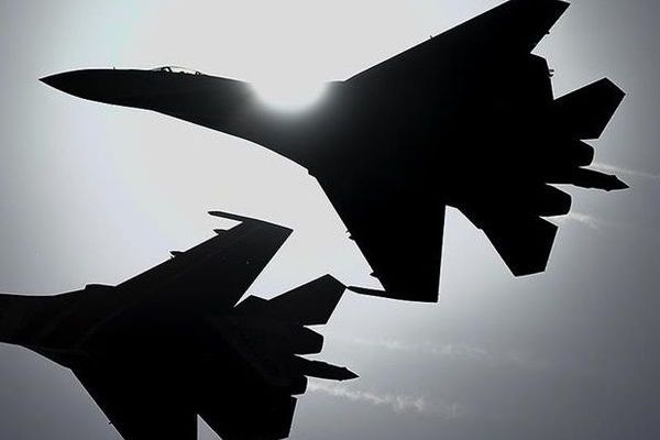 غموض حول بيع "سوخوي-35" الروسية لطهران.. ووزير الدفاع الإيراني يؤكد "عدم إتمام" الصفقة