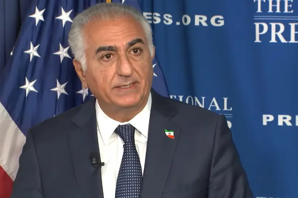 Iran's exiled prince says he was banned from Munich security conference