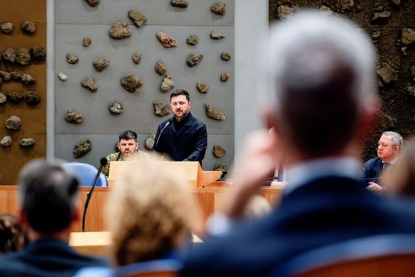 زلنسکی: اوکراین و متحدانش باید از چارچوب مذاکرات صلح تحت رهبری آمریکا حمایت کنند