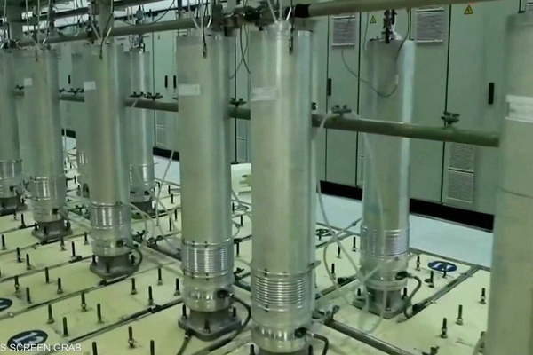 مصادر إيرانية: إذا اعترفت أميركا بحقنا في التخصيب فقد نتوقف عن التخصيب النووي مؤقتا