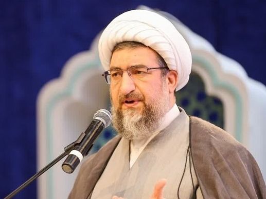 نماینده خامنهای در آذربایجان شرقی: هیچکس در تاریخ بدون حجاب به کرامت انسانی نرسیده