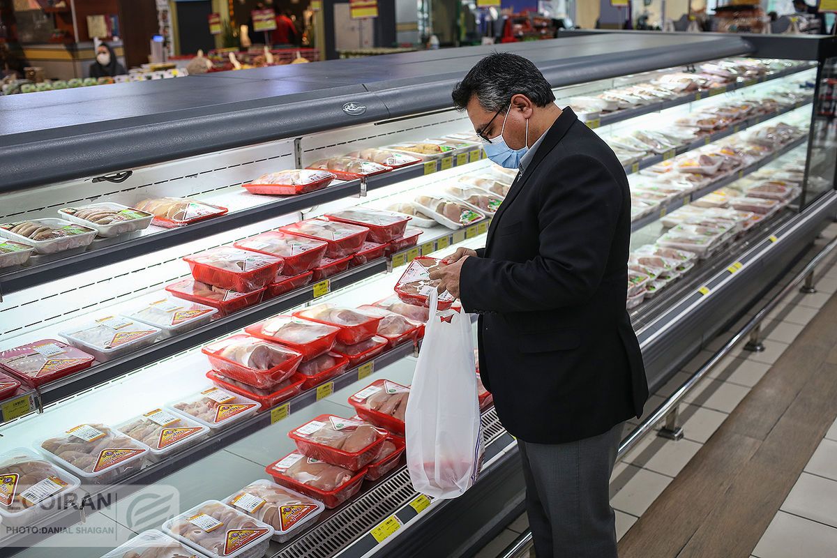 Iran’s Dairy and Meat Consumption Plummets Amid Escalating Poverty