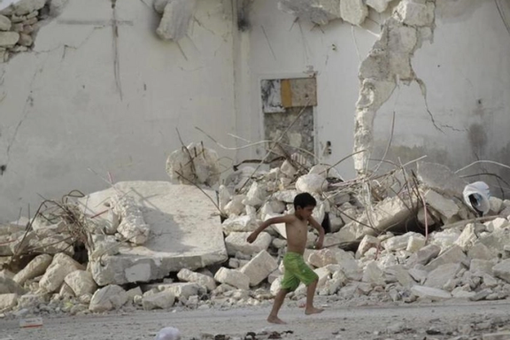 صلیب سرخ: نیمی از جوانان ۱۸ تا ۲۵ ساله سوری عزیزانشان را در جنگ از دست دادهاند