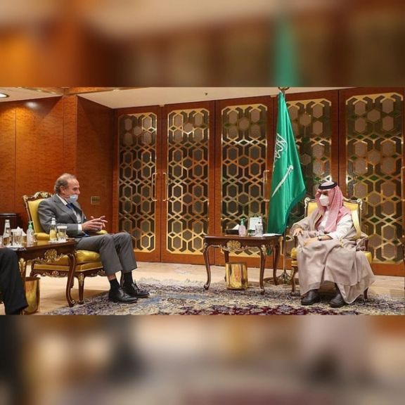وزیر خارجه عربستان سعودی و انریکه مورا درباره برنامه هستهای ایران گفتوگو کردند