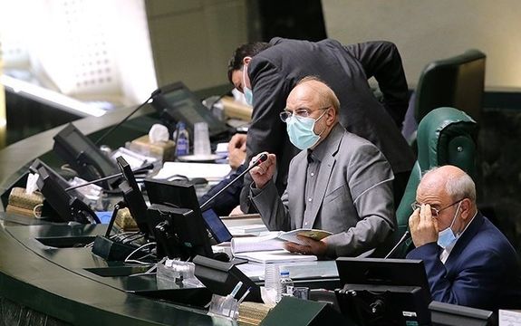 Iran Lawmakers Criticize Runaway Cost of Living 'Tsunami'