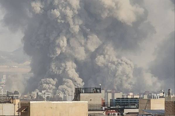 ترامپ: حمله به ایران را تا هر وقت لازم باشد ادامه میدهیم