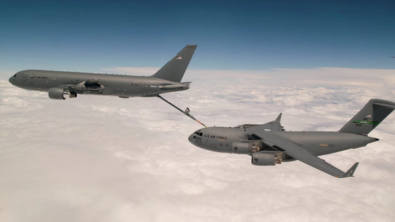 تعداد بیسابقهای از سوخترسانهای نیروی هوایی آمریکا راهی اروپا میشوند