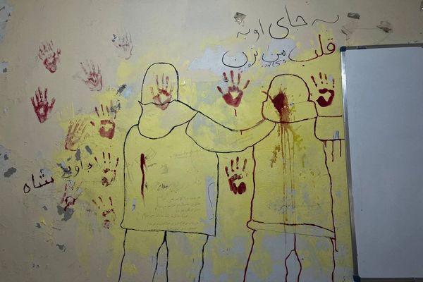 واشینگتنپست: خشم عمومی در ایران باقی است و مذاکرات در سایه ضعف حکومت پیش میرود