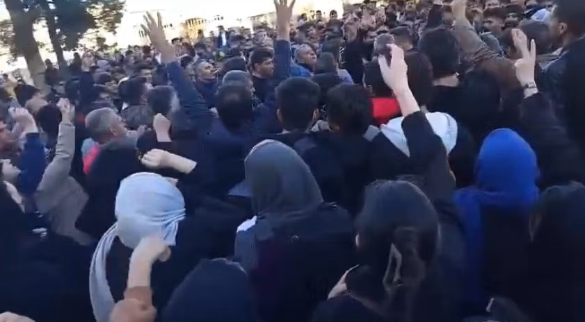 وزارت خارجه کانادا: جمهوری اسلامی موظف به رعایت حقوق معترضان است