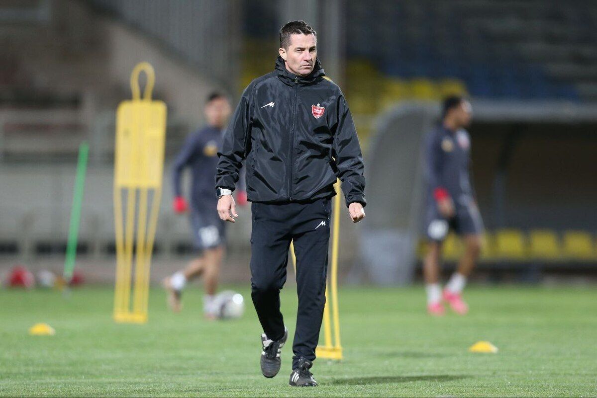 ورزش سه؛ مدیران پرسپولیس با اوسمار توافق کردند، سرمربی جدید با سه دستیار می‌آید
