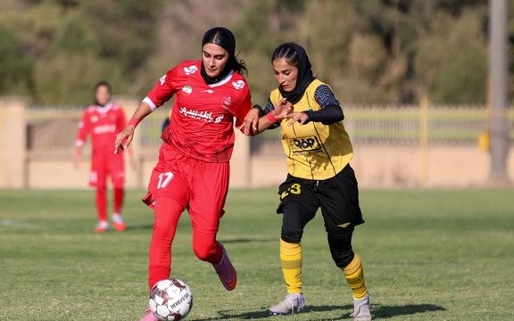 سپاهان ۲-۰ پرسپولیس؛ برتری سپاهان در الکلاسیکو زنان ایران در غیاب خبرنگاران و عکاسان مرد