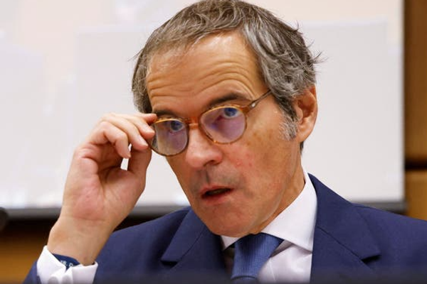 صحيفة "طهران تايمز": غروسي يحاول الدخول في عملية التفاوض الإيرانية-الأميركية بأي شكل