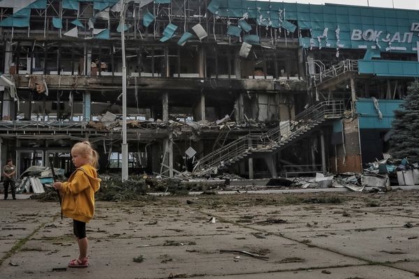 Iran-Russia Arms Trade: Geopolitics And Global Implications